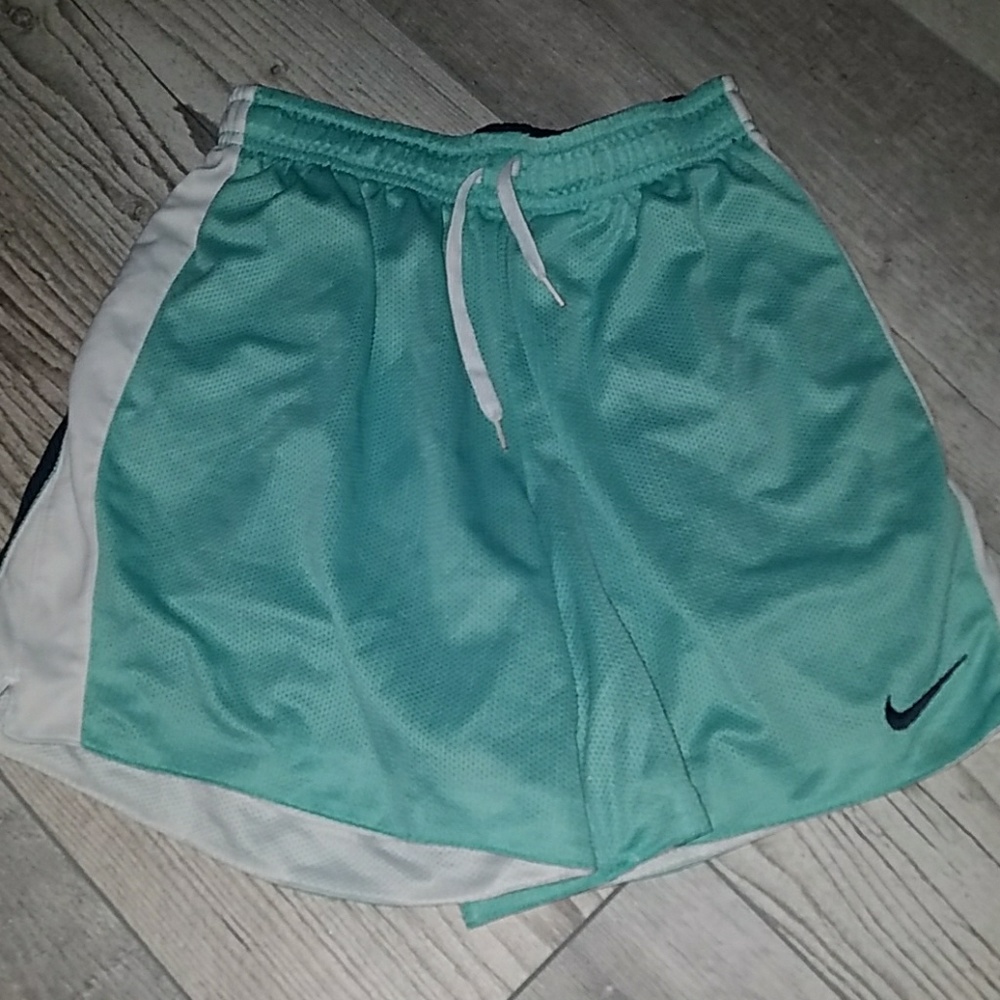 👟Nike Basketball Shorts👟
